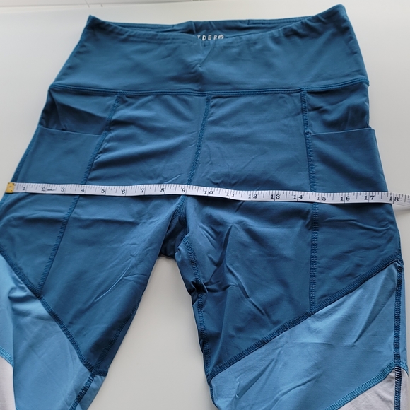 🍄Glyder Leggings - Picture 3 of 13